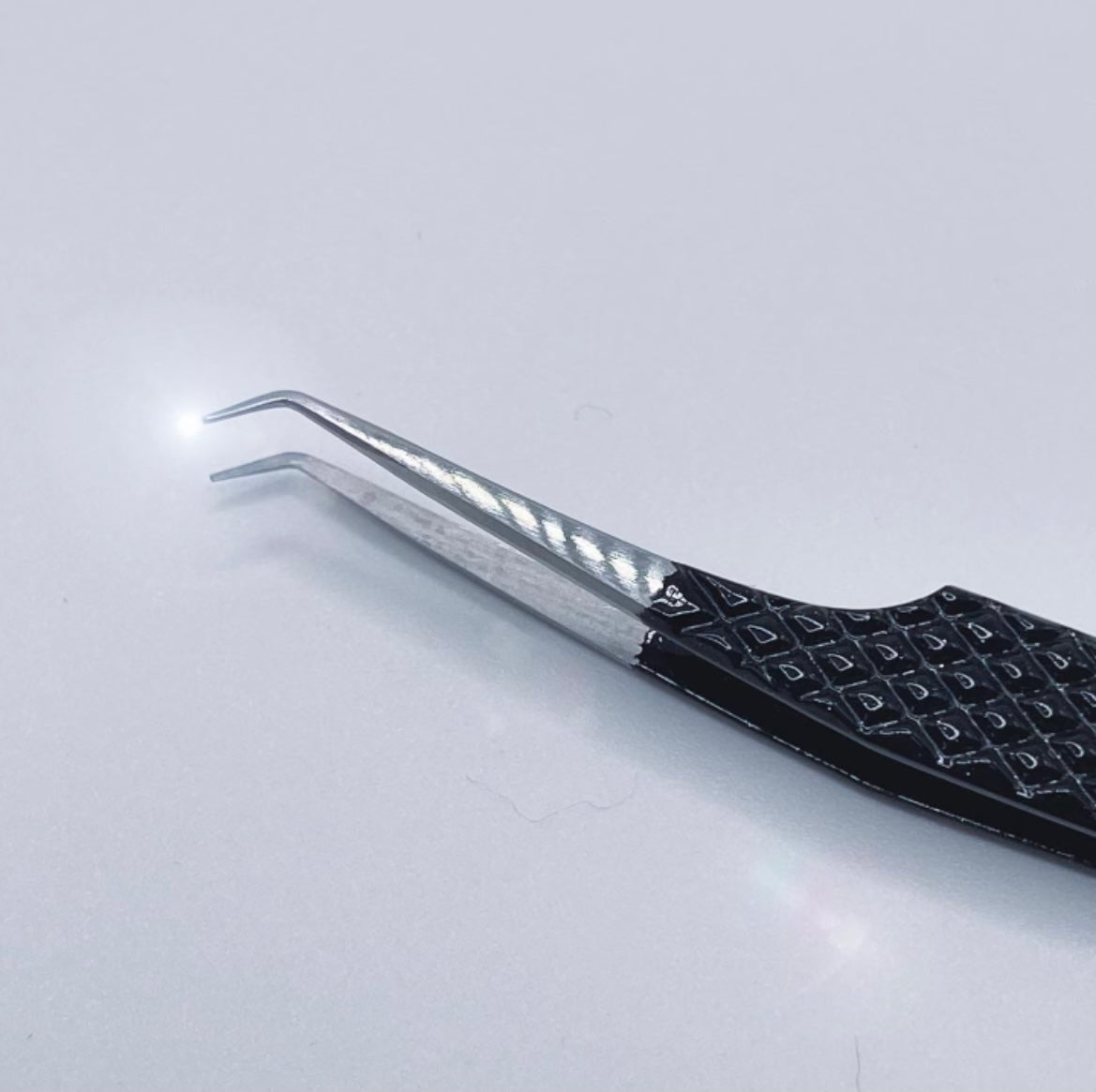 Go Bad Bitch Isolation Tweezer